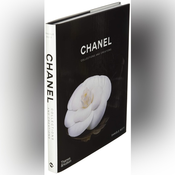 NWT CHANEL Collections and Creations Large Coffee Table Book Decor - Picture 12 of 12